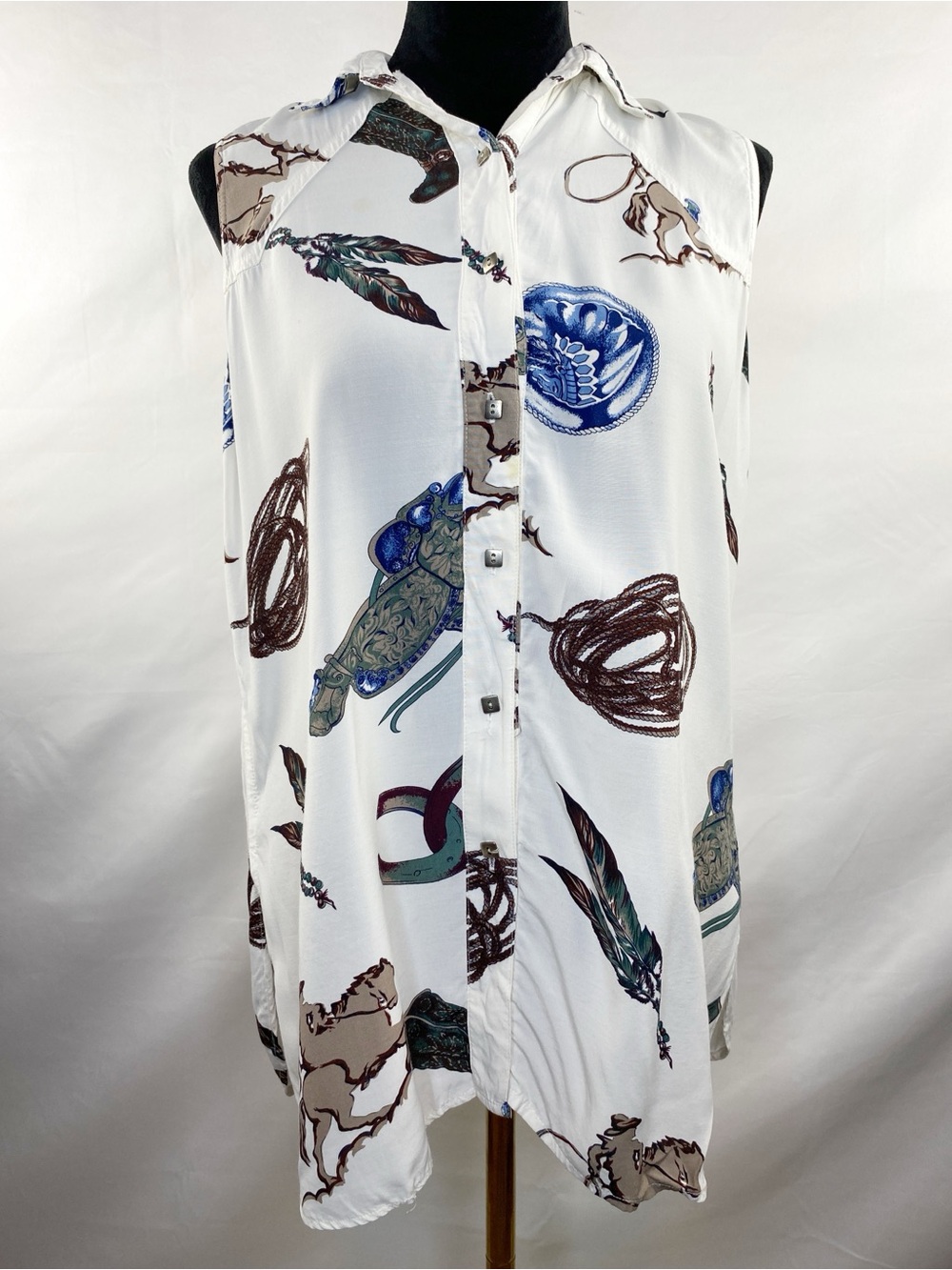 Vintage Adobe Rose Western Cowboy Print Sleeveless Button Up Top Size Medium